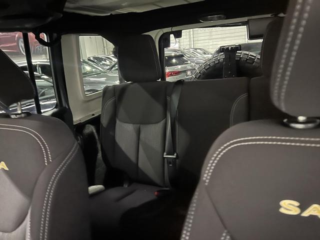 Photo of 2014 Anvil Clear Coat Jeep Wrangler Unlimited