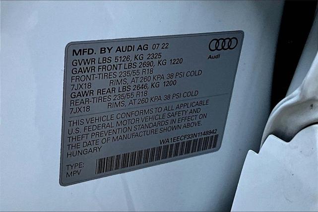 Photo of 2022 Glacier White Metallic Audi Q3