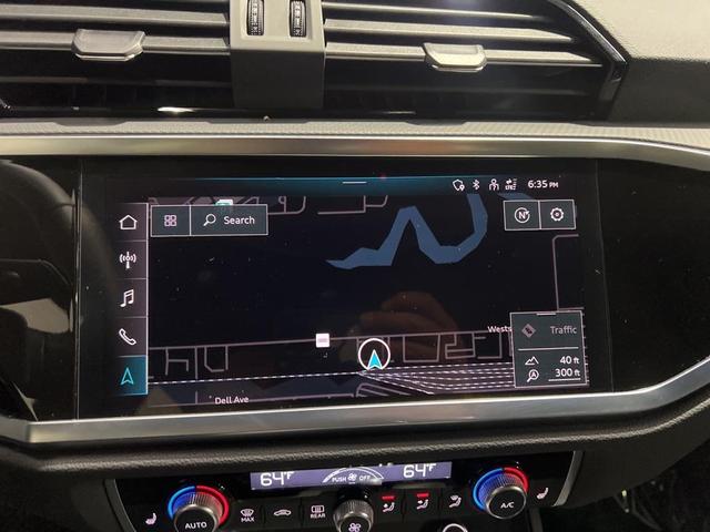 Photo of 2024 White Audi Q3