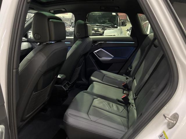 Photo of 2024 White Audi Q3