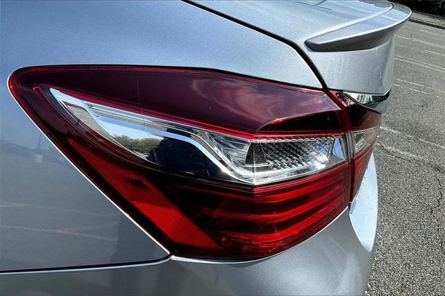 Photo of 2017 Lunar Silver Metallic Honda Accord