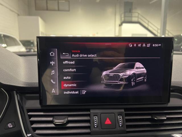 Photo of 2024 Black Metallic Audi Q5