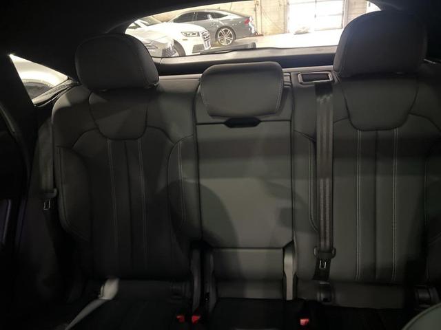 Photo of 2024 Black Metallic Audi Q5