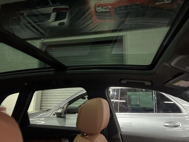 Photo of 2022 Mythos Black Metallic Audi Q5