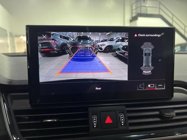 Photo of 2022 Mythos Black Metallic Audi Q5