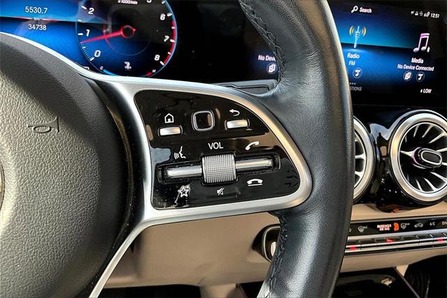 Photo of 2023 White Mercedes-Benz GLB 250