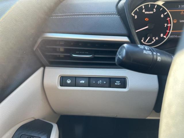 Photo of 2019 Super Black Nissan Altima