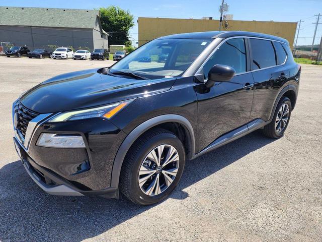 Photo of 2023 Super Black Nissan Rogue