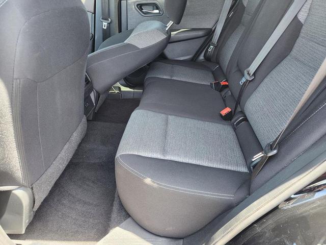 Photo of 2023 Super Black Nissan Rogue