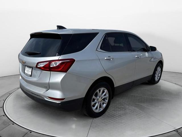 Photo of 2019 Silver Ice Metallic Chevrolet Equinox