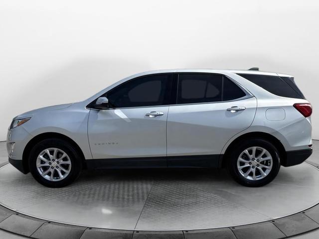 Photo of 2019 Silver Ice Metallic Chevrolet Equinox
