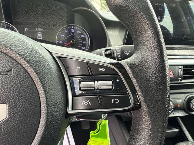 Photo of 2024 Snow White Pearl Kia Forte
