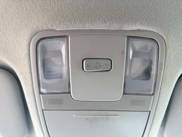 Photo of 2024 Snow White Pearl Kia Forte