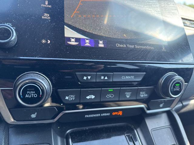 Photo of 2022 Platinum White Pearl Honda CR-V