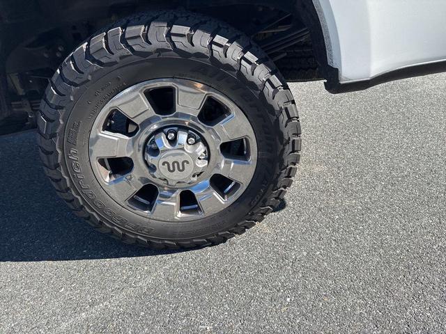 Photo of 2024 Star White Metallic Tri-Coat Ford F-350