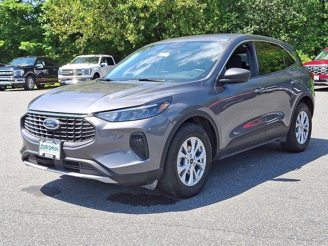 Photo of 2023 Carbonized Gray Metallic Ford Escape