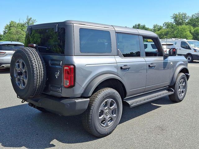 Photo of 2025 Carbonized Gray Metallic Ford Bronco