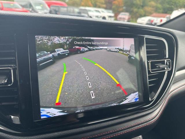 Photo of 2025 Octane Red Pearlcoat Dodge Durango