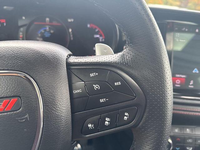 Photo of 2025 Octane Red Pearlcoat Dodge Durango
