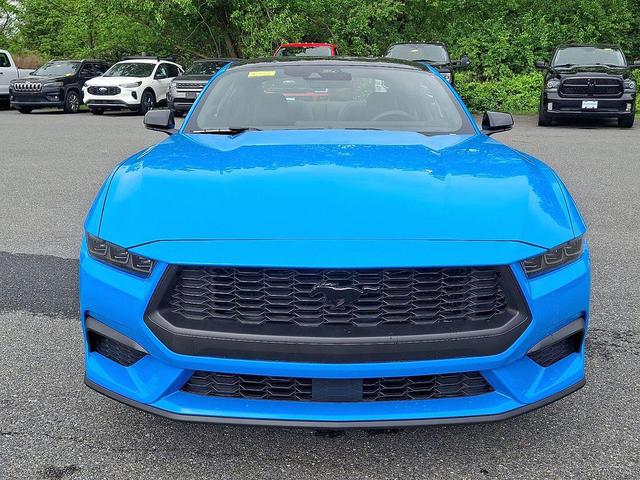 Photo of 2025 Grabber Blue Metallic Ford Mustang