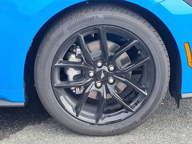Photo of 2025 Grabber Blue Metallic Ford Mustang