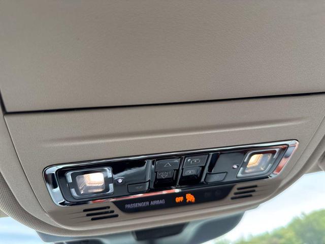 Photo of 2023 Radiance Lincoln Aviator