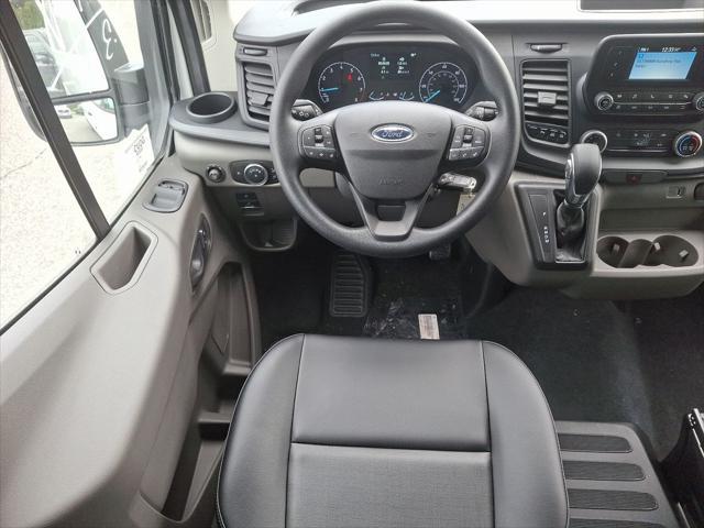 Photo of 2025 Oxford White Ford Transit-150