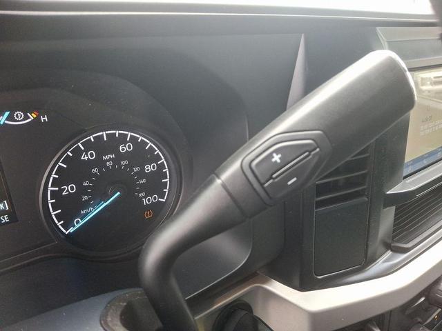Photo of 2025 Oxford White Ford F-350