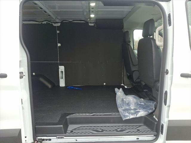 Photo of 2025 Oxford White Ford Transit-350