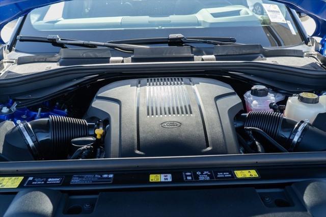 Photo of 2025 Velocity Blue SV Bespoke Ultra Metallic Gloss Land Rover Range Rover Sport