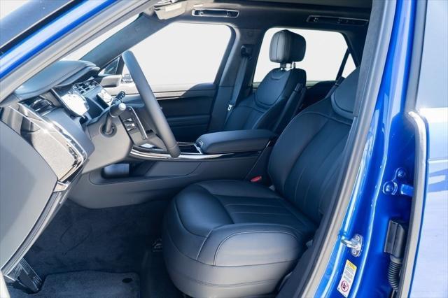 Photo of 2025 Velocity Blue SV Bespoke Ultra Metallic Gloss Land Rover Range Rover Sport