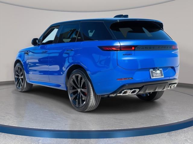 Photo of 2025 Velocity Blue SV Bespoke Ultra Metallic Gloss Land Rover Range Rover Sport
