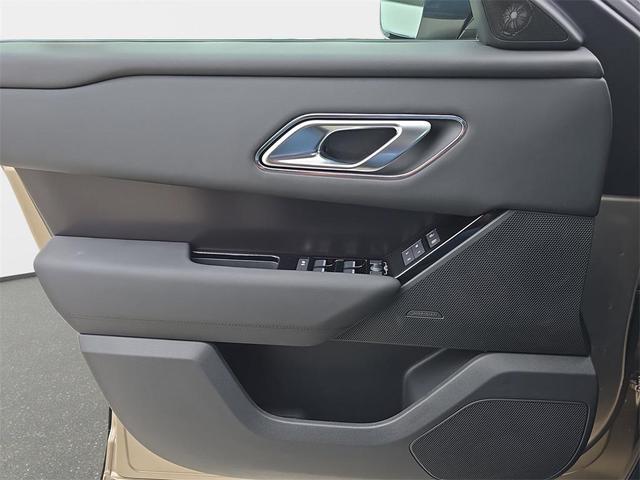 Photo of 2026 Gold Land Rover Range Rover Velar