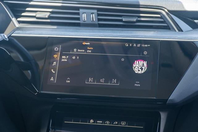 Photo of 2022 Mythos Black Metallic Audi e-tron