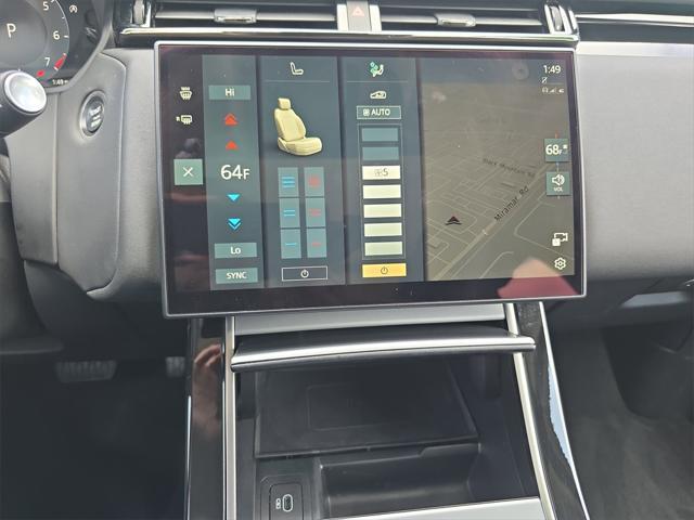 Photo of 2024 Carpathian Gray Premium Metallic Land Rover Range Rover Velar