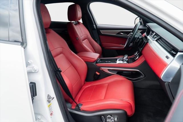 Photo of 2024 Fuji White Jaguar F-PACE