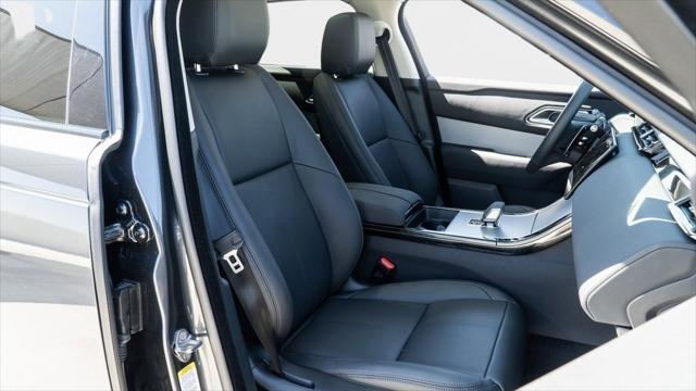 Photo of 2024 Grey Land Rover Range Rover Velar