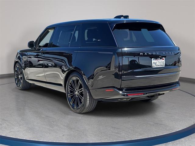 Photo of 2023 Santorini Black Metallic Land Rover Range Rover
