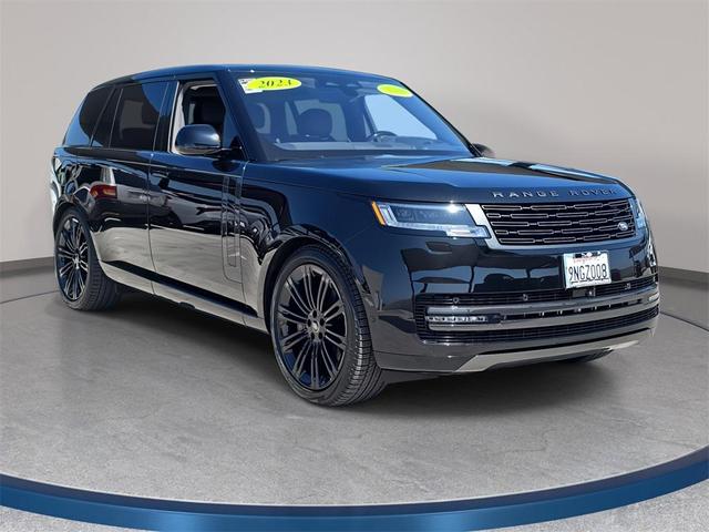 Photo of 2023 Santorini Black Metallic Land Rover Range Rover