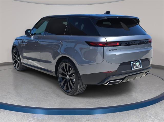 Photo of 2025 Grey Land Rover Range Rover Sport