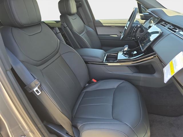Photo of 2025 Grey Land Rover Range Rover Sport
