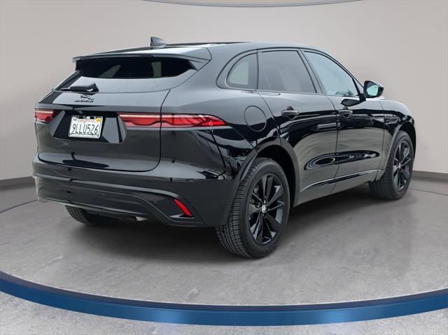 Photo of 2024 Santorini Black Jaguar F-PACE