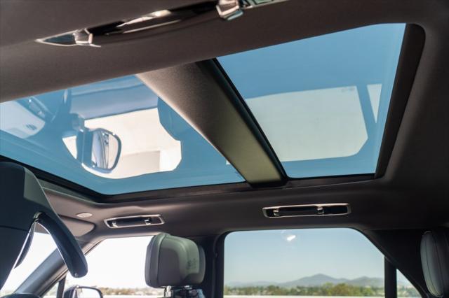 Photo of 2025 Carpathian Gray Premium Metallic Land Rover Range Rover Sport