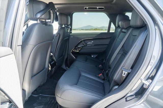 Photo of 2025 Carpathian Gray Premium Metallic Land Rover Range Rover Sport