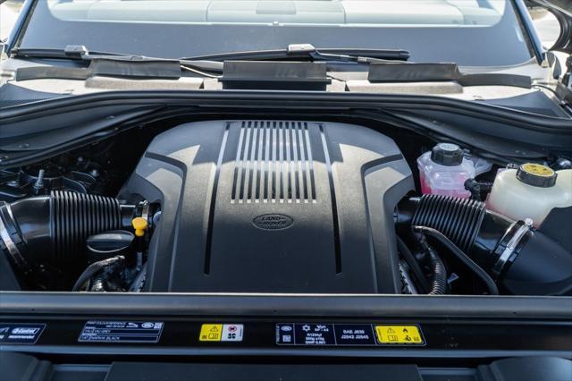 Photo of 2025 Carpathian Gray Premium Metallic Land Rover Range Rover Sport