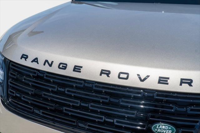Photo of 2026 Batumi Gold Premium Metallic Land Rover Range Rover Velar