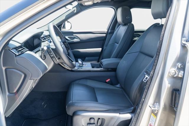 Photo of 2026 Batumi Gold Premium Metallic Land Rover Range Rover Velar