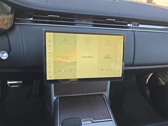 Photo of 2025 Santorini Black Land Rover Range Rover