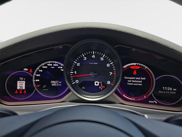 Photo of 2022 Jet Black Metallic Porsche Panamera