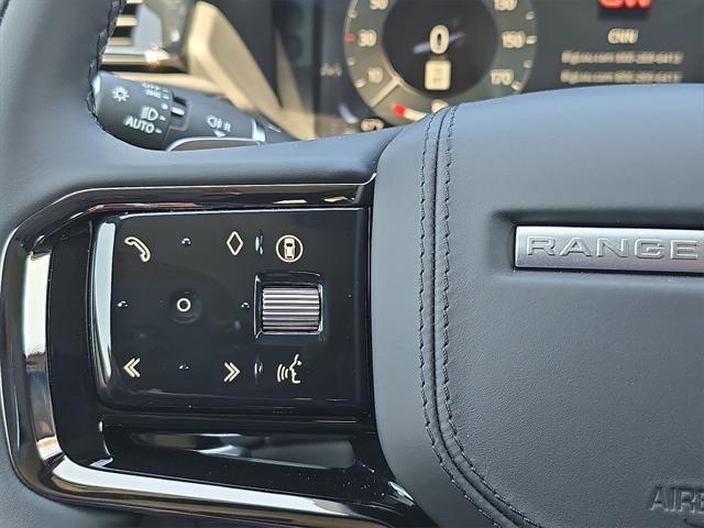 Photo of 2026 Fuji White Land Rover Range Rover Velar